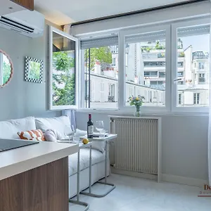  Apartment De Montescal- Montparnasse With Ac 11 To 14m2 In A Prime Location